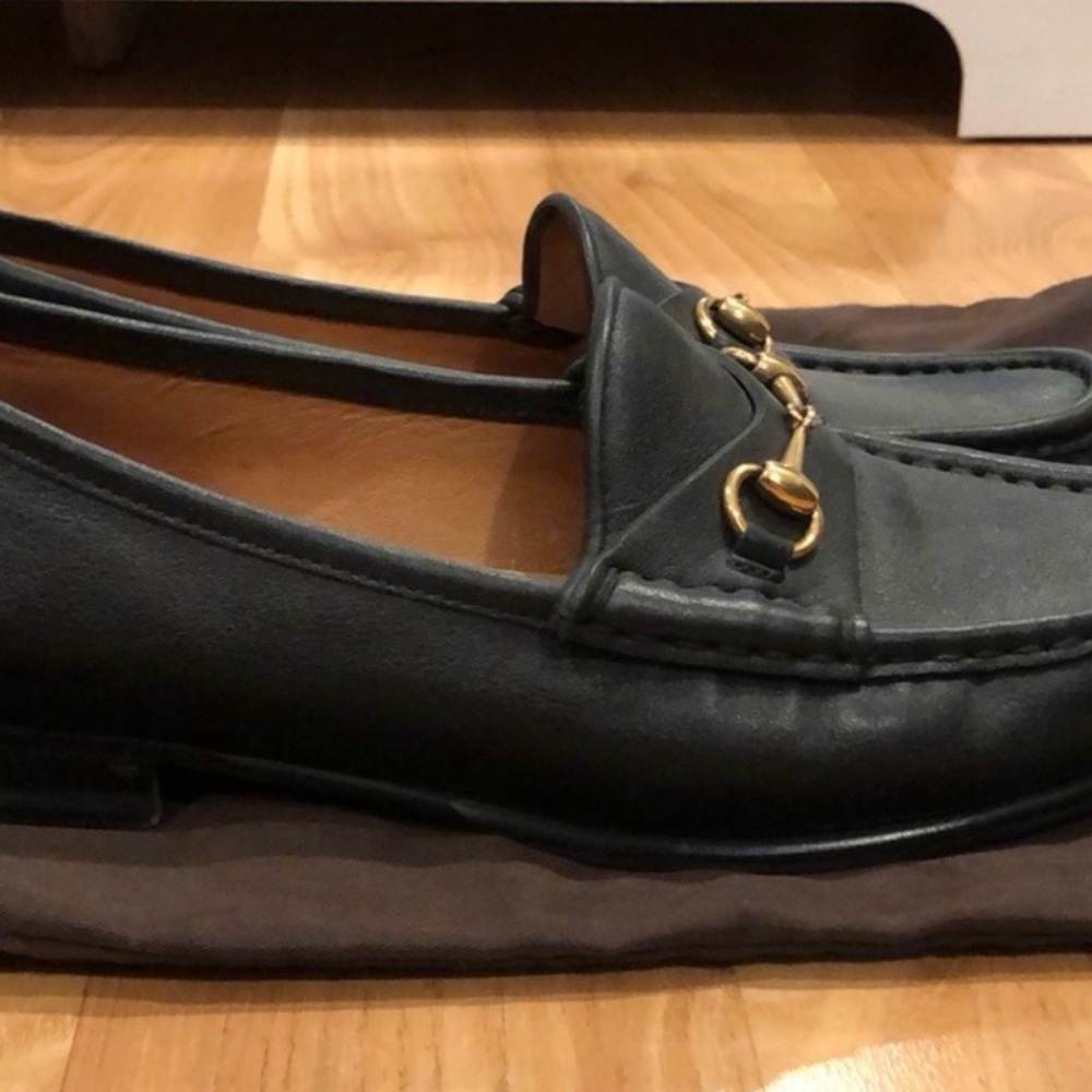 Gucci Black Leather Loafers with Gold Accents - Picture 2 of 6